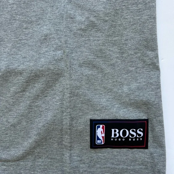 Boss mens Grey T-Shirt with Knicks Logo - Picture 4 of 6